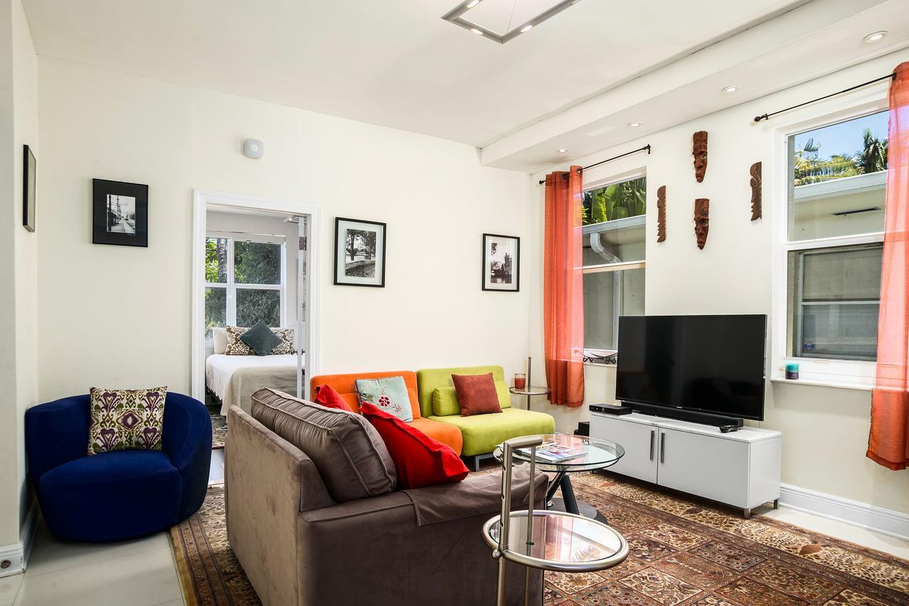 Two Bedroom Two Bath Apartment 2 Block To Beach Miami Beach Kültér fotó